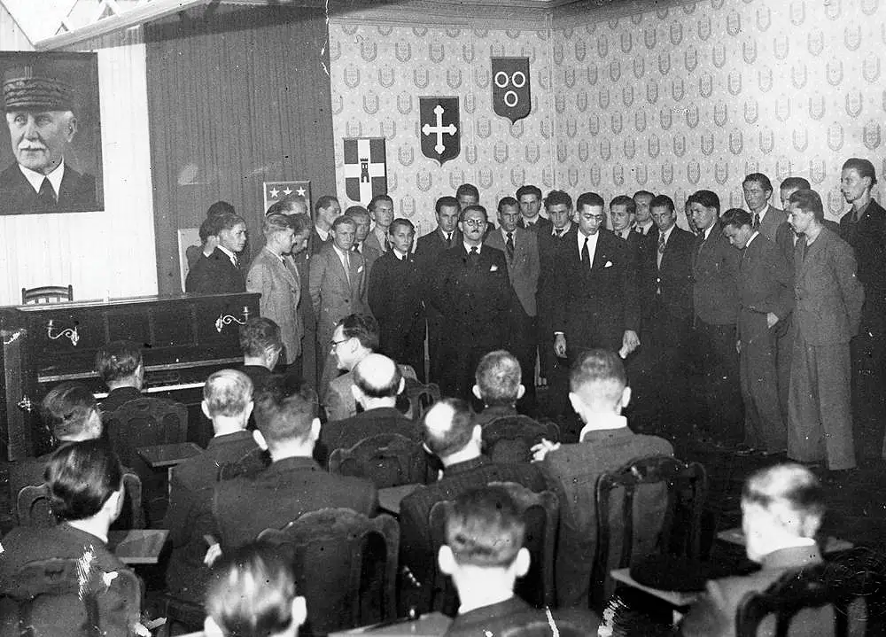 Koncert chóru z Villard, chóru profesora Bergera (Stowarzyszenie Pamięć Polskiego Liceum).