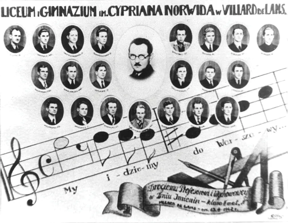1943 — Śpiewająca klasa ? - profesora Bergera (Stowarzyszenie Pamięć Polskiego Liceum).